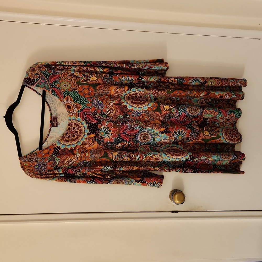 NWT Salaam TUnic Dres Size Larges